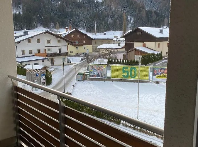 Haus Ruach アパート ジリアン